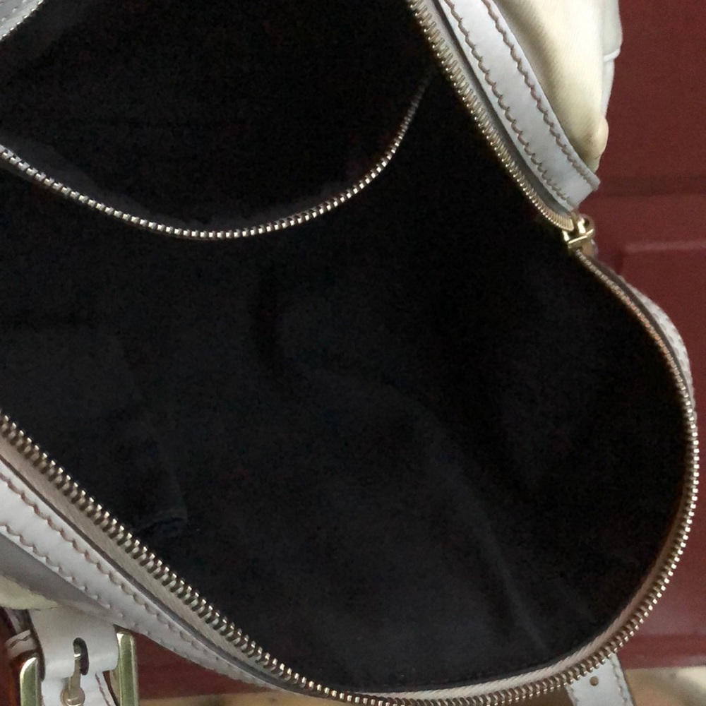 Gucci Bag - Picture 11 of 12